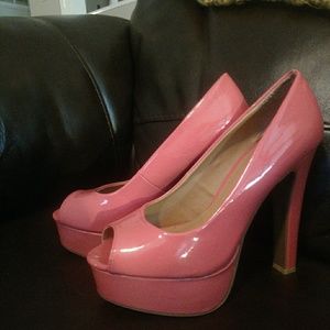 Bright coral pumps size 7 worn once